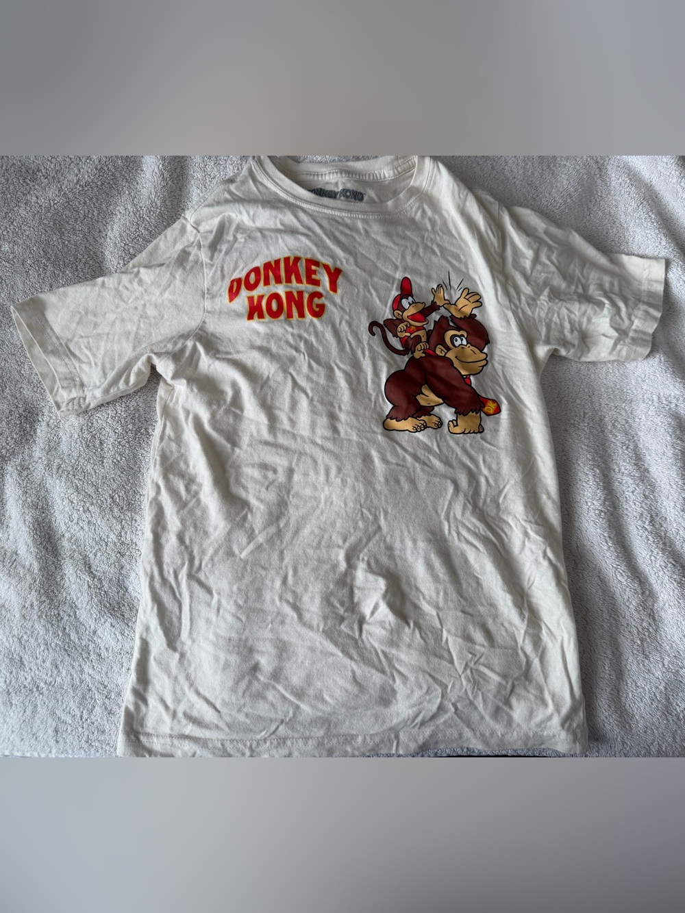 Nintendo Donkey Kong boys Tee size large